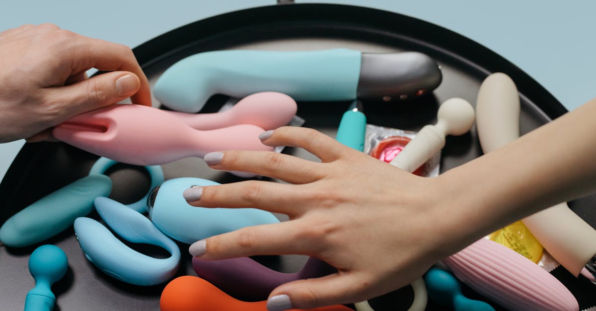 découvrez notre vaste sélection de sex toys de qualité pour pimenter votre intimité. que vous soyez novice ou expérimenté, trouvez l'accessoire parfait pour des moments de plaisir et d'exploration. livraison discrète et conseils de choix inclus.