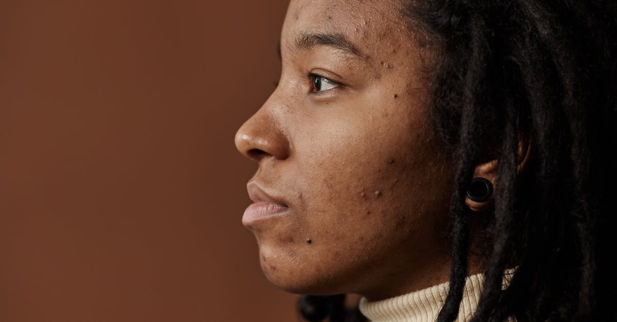 découvrez l'univers du faux piercing, une alternative sans engagement pour exprimer votre style. que ce soit des bagues de nez, des piercings d'oreilles ou des accessoires tendance, explorez des options incroyables qui vous permettent de changer de look facilement et sans douleur.